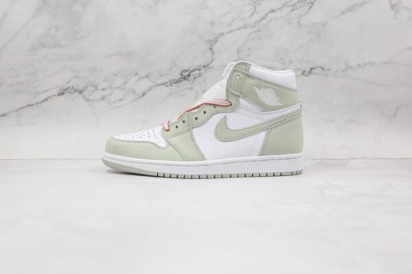 Wmns Air Jordan 1 Retro High OG 'Seafoam' CD0461-002 - Image 3