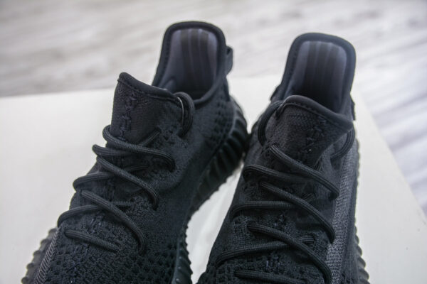 Yeezy Boost 350 V2 Onyx HQ4540 - Image 10
