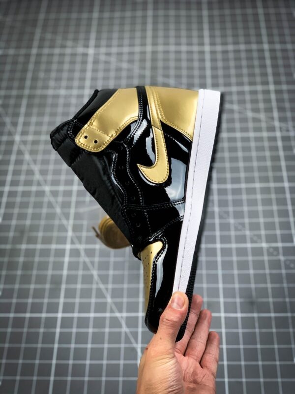 Air Jordan 1 Retro High OG NRG 'Gold Toe' 861428-007 - Image 3