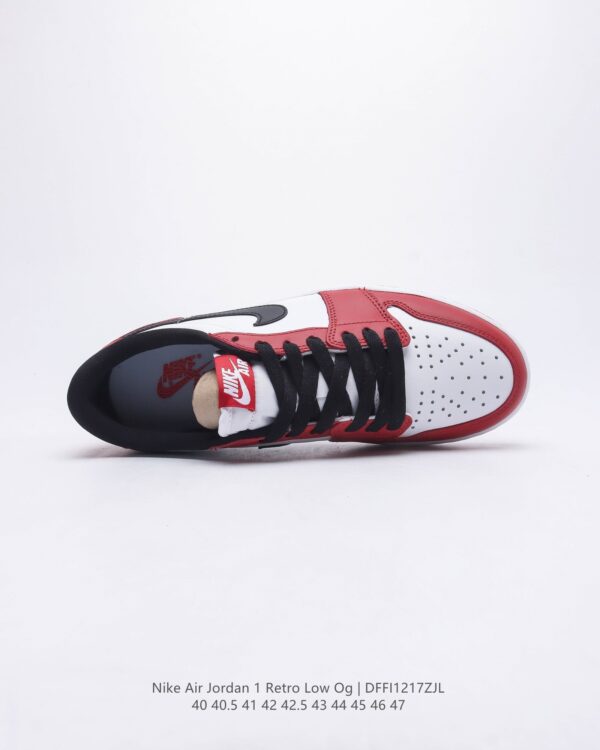 Air Jordan 1 Retro Low OG 'Chicago' 705329-600 - Image 5