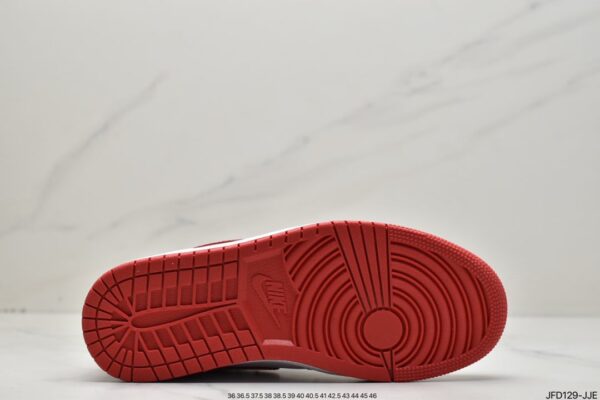 Air Jordan 1 Retro High OG 'Heritage' 555088-161 - Image 10