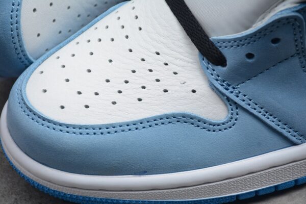 Air Jordan 1 Retro High OG 'University Blue' 555088-134 - Image 8