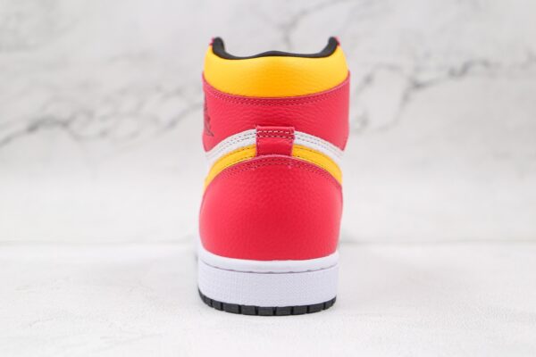 Air Jordan 1 Retro High OG 'Light Fusion Red' 555088-603 - Image 6