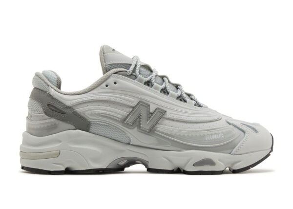 New Balance 1000
