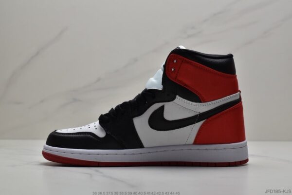 Wmns Air Jordan 1 Retro High 'Satin Black Toe' CD0461-016 - Image 4