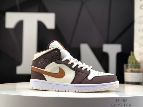 Wmns Air Jordan 1 Mid SE 'Cream Dark Chocolate' DO6699-200 - Image 2