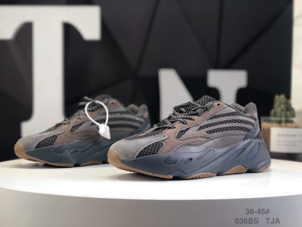 Yeezy Boost 700 V2 Mauve GZ0724 - Image 5