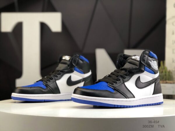 Air Jordan 1 Retro High OG 'Royal Toe' 555088-041 - Image 5