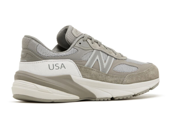 New Balance 990v6