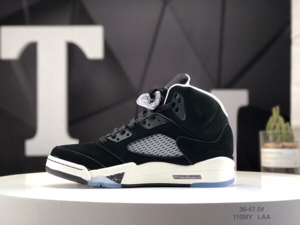 Air Jordan 5 Retro 'Oreo' 2021 CT4838-011 - Image 3