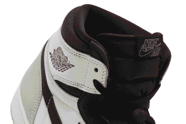 Air Jordan 1 Retro High OG Stage Haze - Image 14
