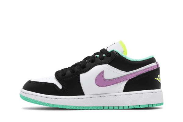 Air Jordan 1 Low GS 'White Violet Shock' 553560-151 - Image 8