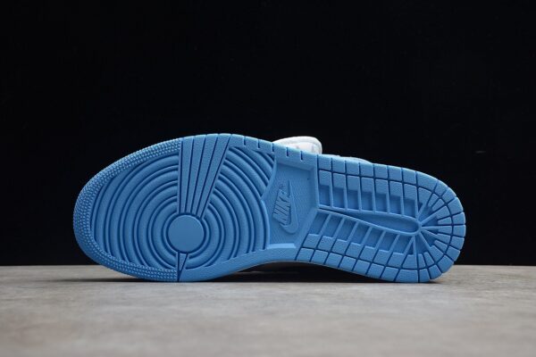 Air Jordan 1 Retro High OG 'University Blue' 555088-134 - Image 10