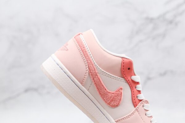 Wmns Air Jordan 1 Low SE 'Mighty Swooshers' DM5443-666 - Image 10