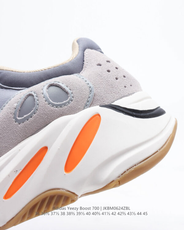 Yeezy Boost 700 Magnet FV9922 - Image 9