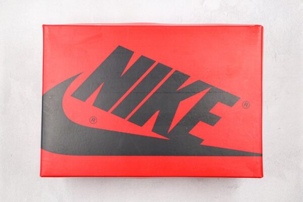 Facetasm x Air Jordan 1 Mid 'Fearless' CU2802-100 - Image 10