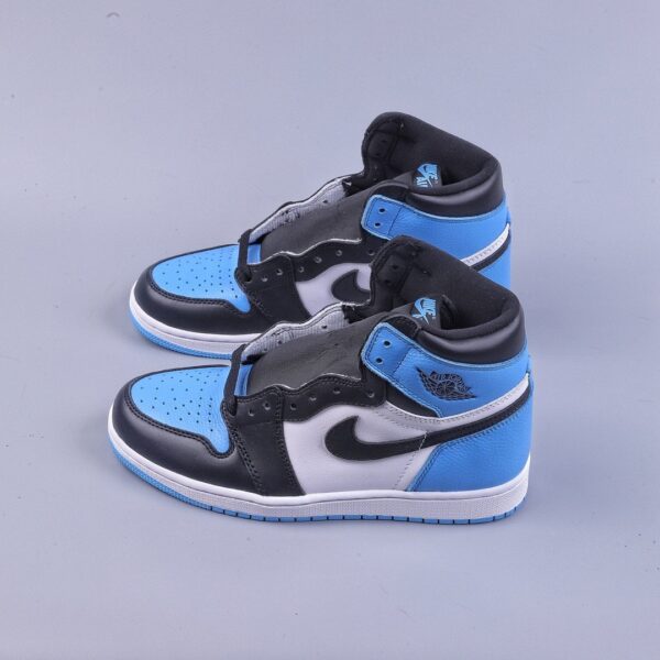 Air Jordan 1 Retro High OG 'UNC Toe' DZ5485-400 - Image 3