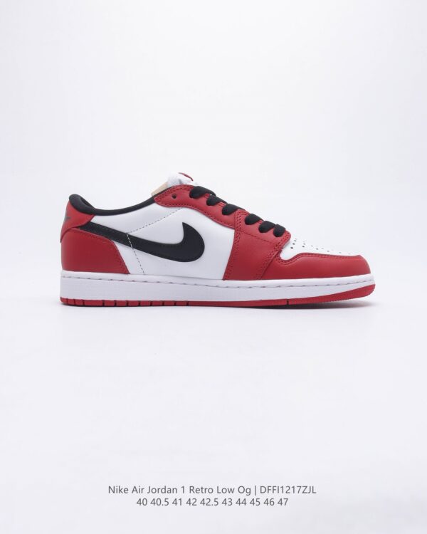 Air Jordan 1 Retro Low OG 'Chicago' 705329-600 - Image 4