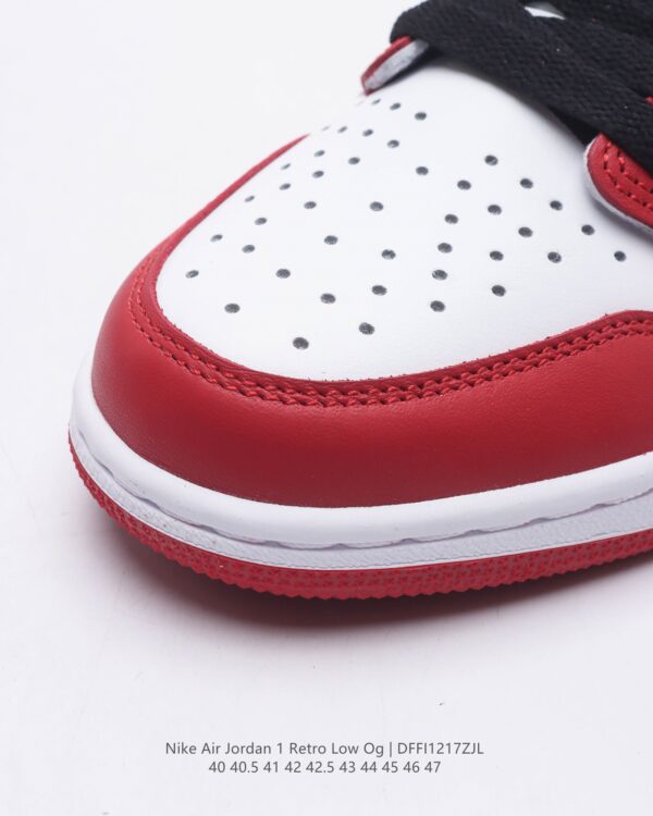 Air Jordan 1 Retro Low OG 'Chicago' 705329-600 - Image 8