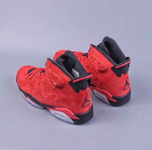 Air Jordan 6 Retro 'Toro Bravo - Image 2