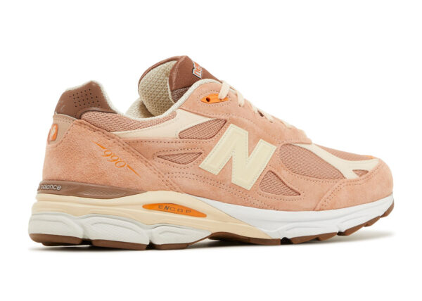 New Balance 990v3 - Image 3
