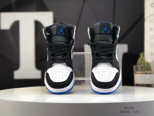 Air Jordan 1 Mid SE 'Royal Black Toe' 852542-102 - Image 9