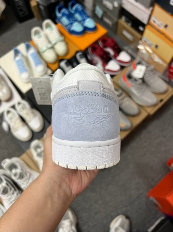 Air Jordan 1 Low 'Paris' CV3043-100 - Image 8