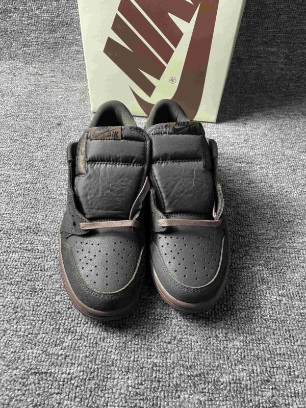 Air Jordan 1 Retro Low OG SP x Travis Scott 'Velvet Brown - Image 5