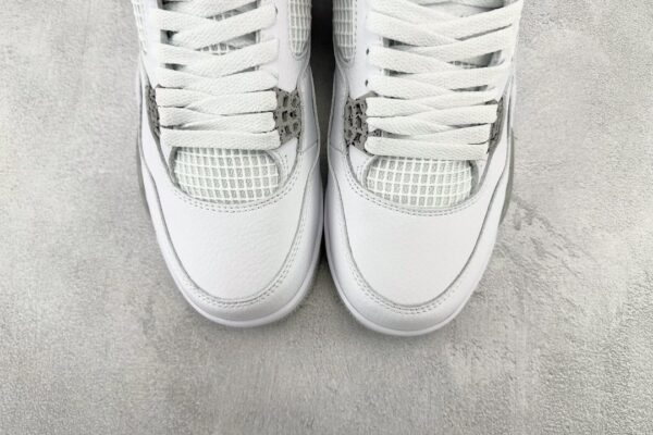Air Jordan 4 Retro White Oreo - Image 9