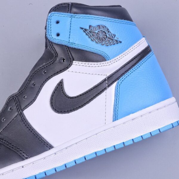 Air Jordan 1 Retro High OG 'UNC Toe' DZ5485-400 - Image 8