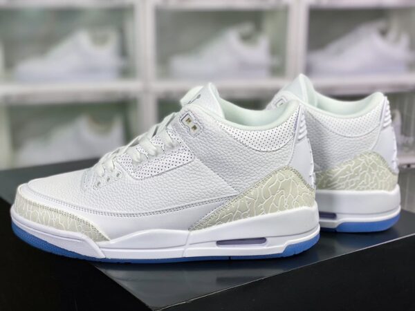Air Jordan 3 Retro 'Triple White' 136064-111 - Image 5