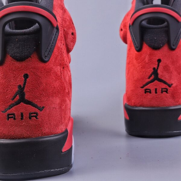 Air Jordan 6 Retro 'Toro Bravo - Image 4