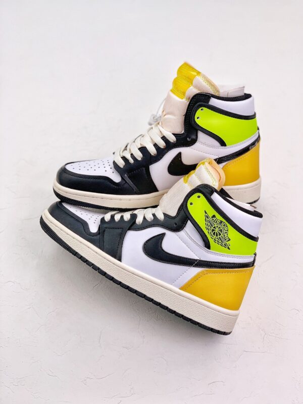 Air Jordan 1 Retro High OG 'Volt Gold' 555088-118 - Image 3