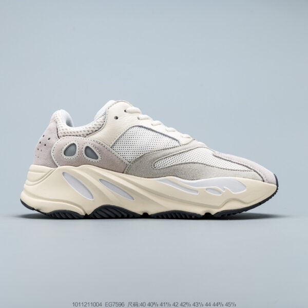 Yeezy Boost 700 Analog EG7596 - Image 3