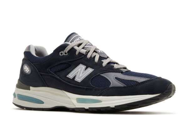 New Balance 991v2 - Image 2