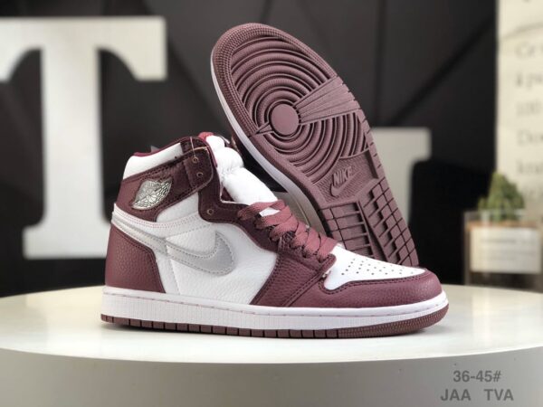 Air Jordan 1 Retro High OG 'Bordeaux' 555088-611 - Image 6
