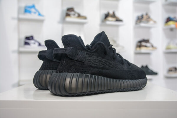 Yeezy Boost 350 V2 Onyx HQ4540 - Image 7