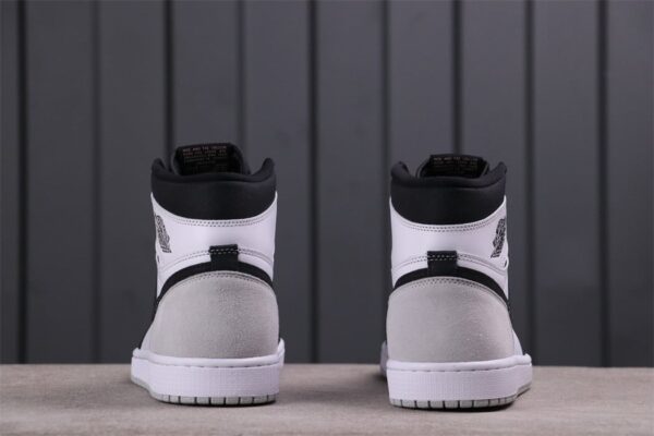 Air Jordan 1 Retro High OG Stage Haze - Image 6